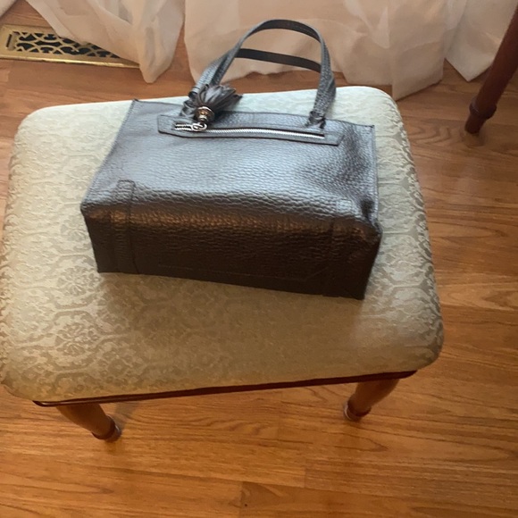 Handbag - Picture 3 of 3